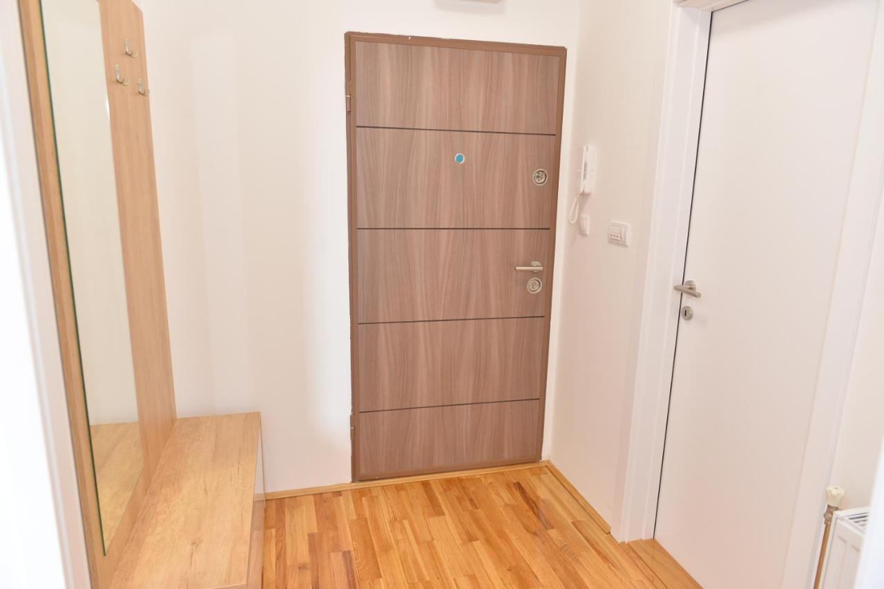 Hm Apartments Indija Экстерьер фото