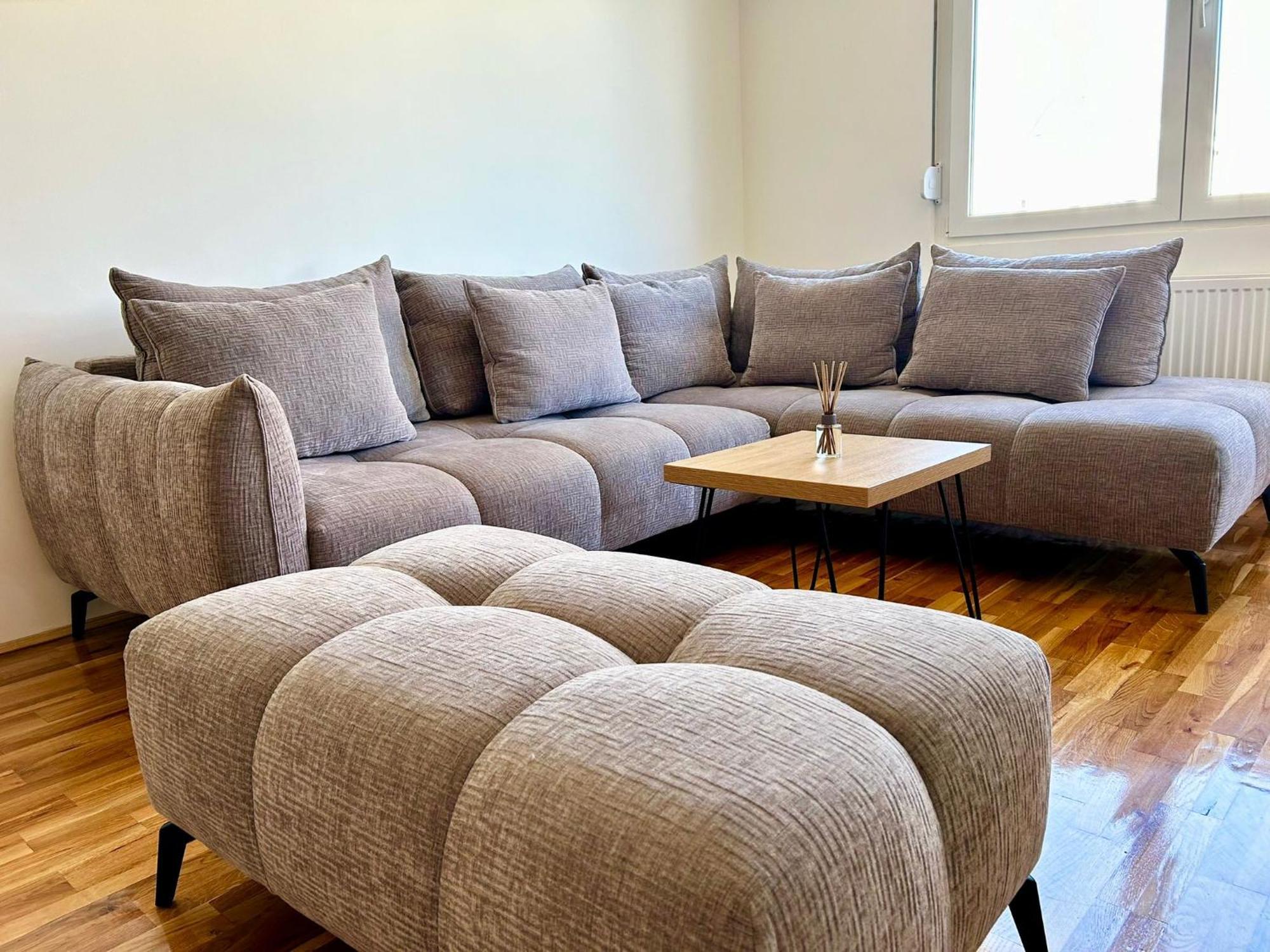 Hm Apartments Indija Экстерьер фото